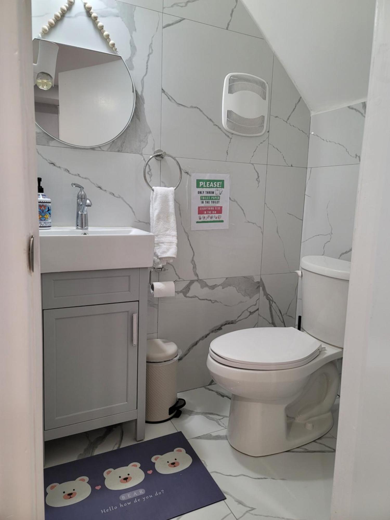 Falstaff Home Торонто Экстерьер фото